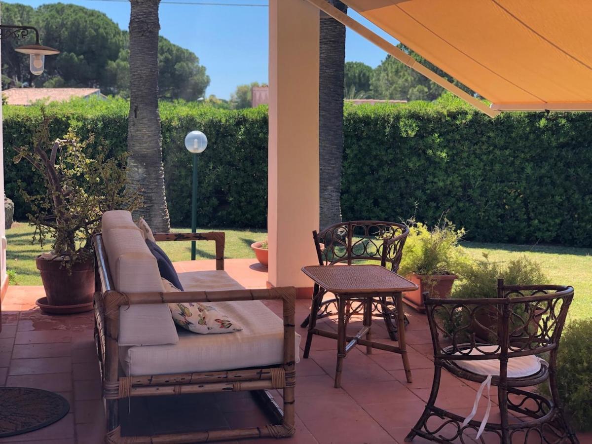 Le Tre Palme Villa Fontane Bianche Exteriör bild